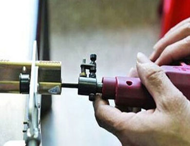 西区24小时上门开锁公司